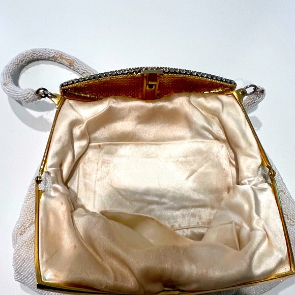 Gorgeous Vintage Microbeaded & Embroidered Purse - Picture 8 of 15